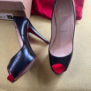 Very prive Christian Louboutin shoes